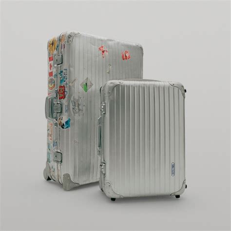 pre owned rimowa.